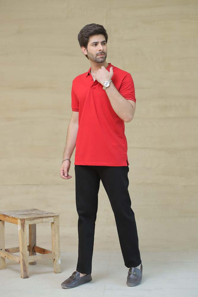 RED PLAIN POLO  WITH EMBROIDERY AT FRONT